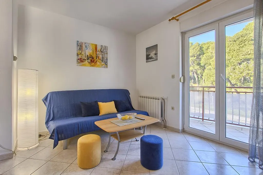 Apartment Pula City Break 0*,  Croatia