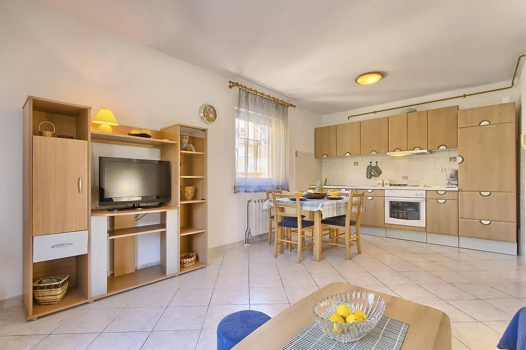 Apartment Pula City Break Croatia