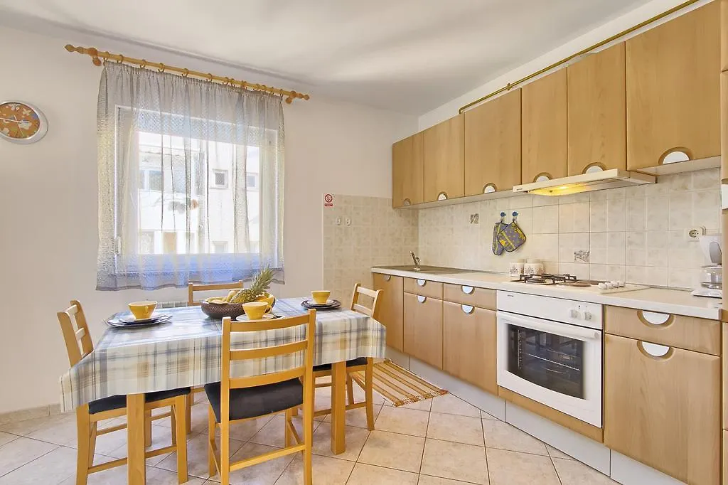 Apartment Pula City Break